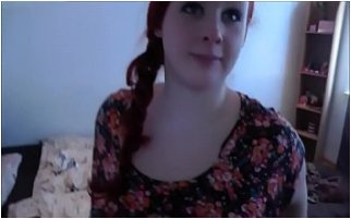 Blue Hair Curvy Chick Masturbating on Webcam